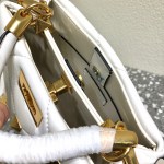 Valentino Garavani Roman Stud - Image 4