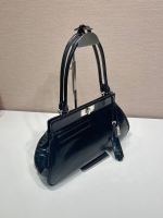 Prada Medium leather tote bag - Image 8