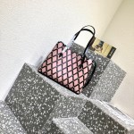 Valentino Beehive - Image 8