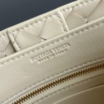 Bottega Veneta Mini Andiamo - Image 9