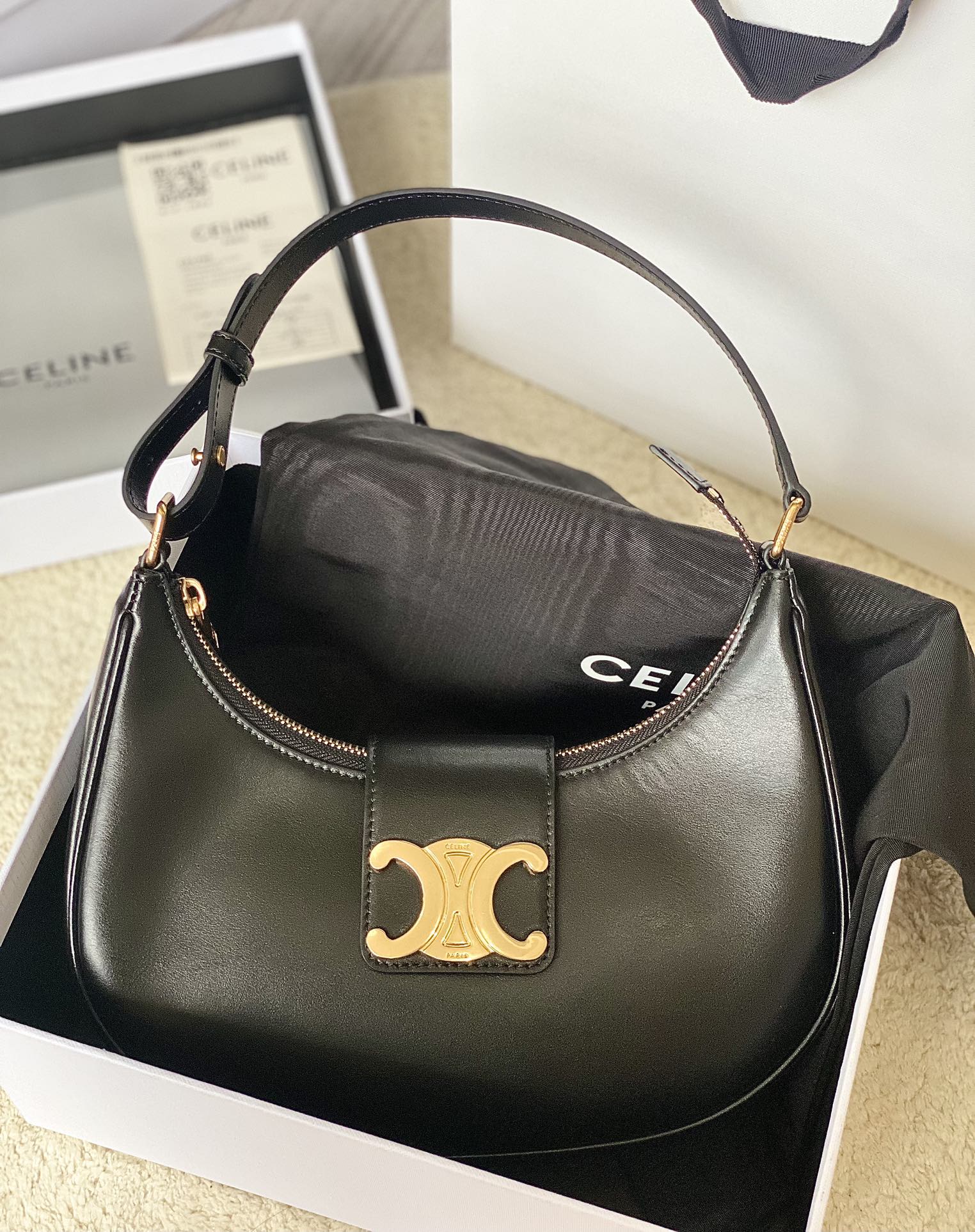 HSC-0D9B6F627243 CELINE AVA TRIOMPHE SOFT BAG - Image 1