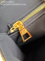 Louis Vuitton Madeleine PM - Image 11