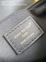 Louis Vuitton Madeleine PM - Image 12