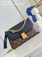 Louis Vuitton Madeleine PM