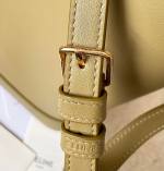 CELINE BUCKET CUIR TRIOMPHE BAG - Image 7