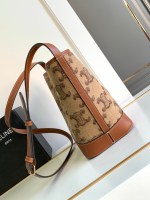 CELINE BUCKET CUIR TRIOMPHE BAG - Image 2