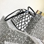 Valentino Beehive - Image 8