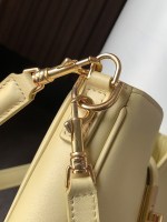 Celine SMALL CAMILLE 16 SOFT BAG IN SMOOTH CALFSKIN - Image 6