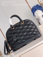 Louis Vuitton Alma PM