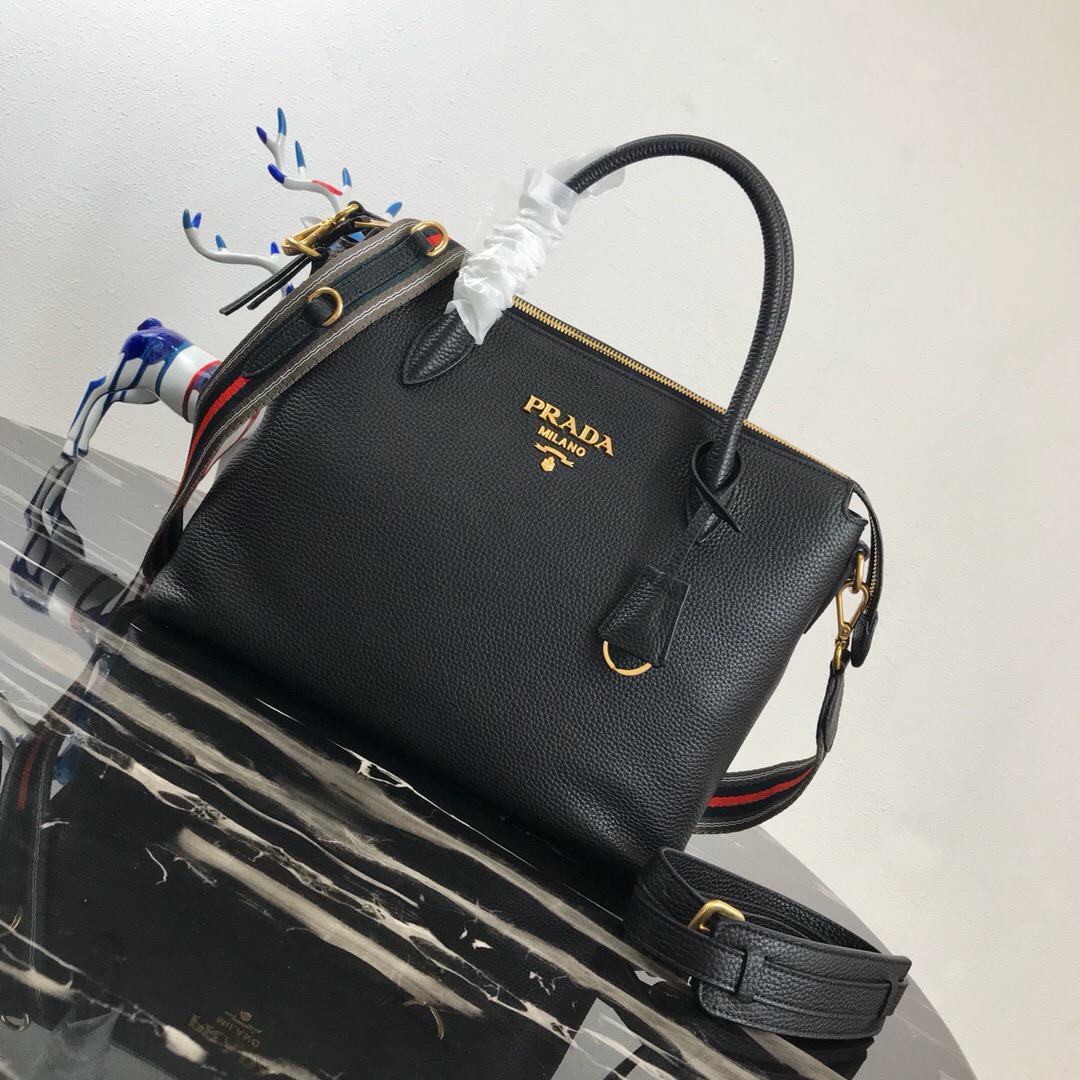 HSC-1A004B749C12 Prada Tote - Image 1
