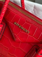 Givenchy Antigona Medium - Image 6