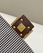 Fendi Baguette Bag - Image 6