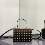 Valentino Garavani Rockstud
