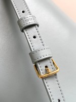 CELINE BUCKET CUIR TRIOMPHE BAG - Image 6