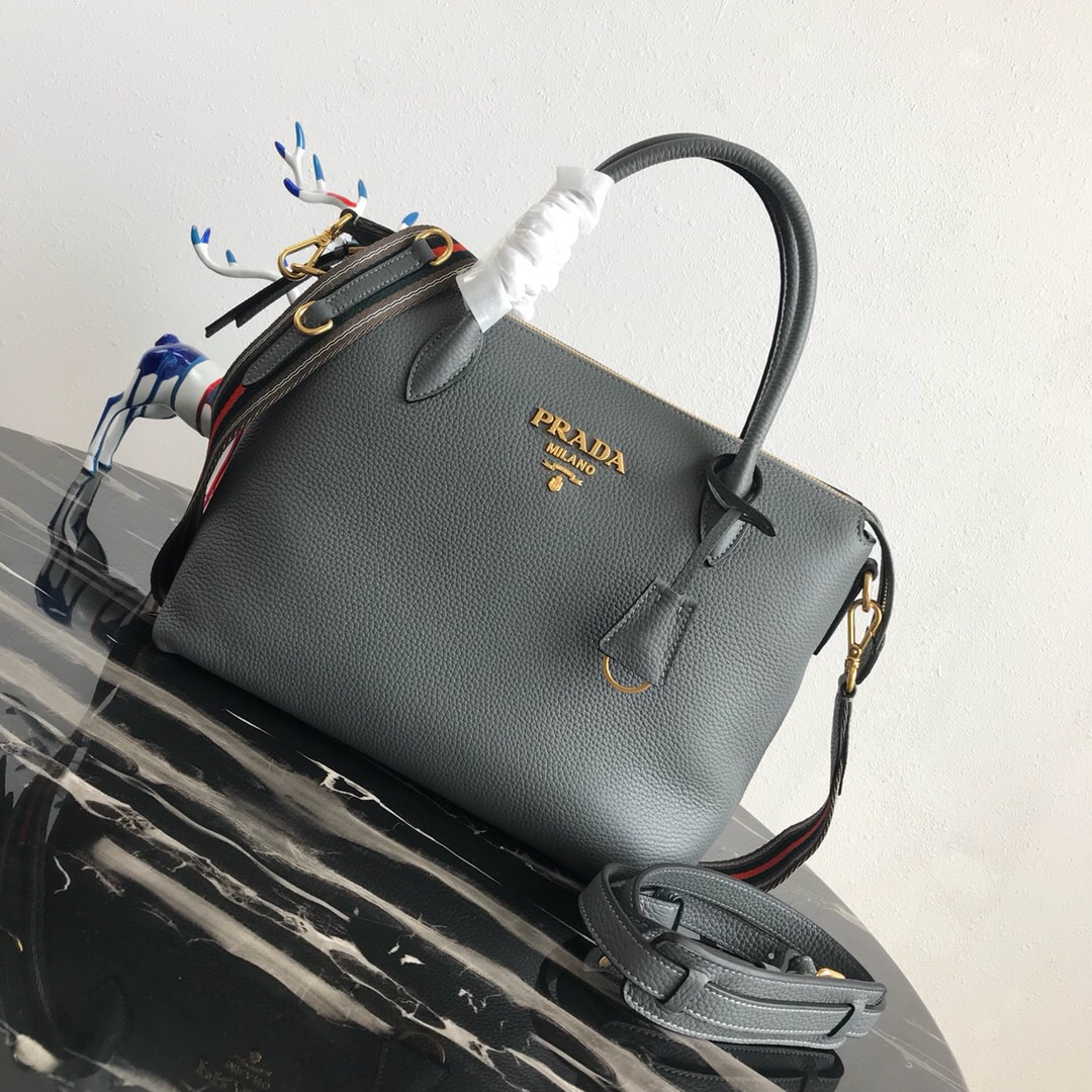 HSC-1B0999D803C7 Prada Tote - Image 1