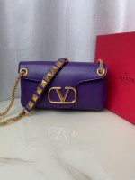 Valentino Stud Sign - Image 9