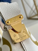Louis Vuitton Bagatelle BB - Image 8