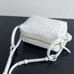 BOTTEGA VENETA Top Handle Loop - Image 8