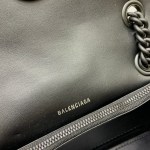 Balenciaga crush small - Image 8