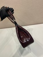 Prada Medium leather tote bag - Image 5