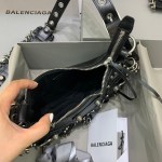 Balenciaga Le Cagole - Image 6