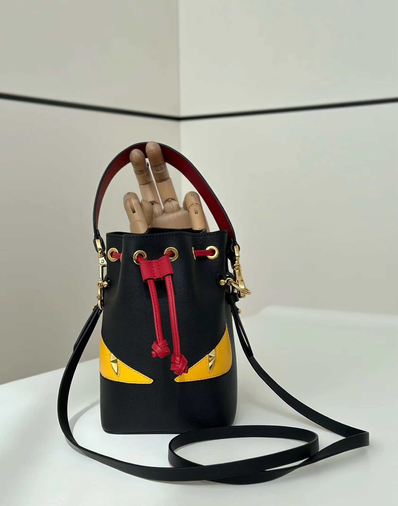 HSC-23A8149964FD Fendi Mon Tresor - Image 1