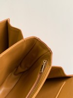 CELINE CLASSIQUE TRIOMPHE BAG - Image 8