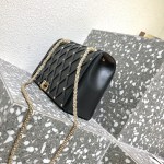 Valentino Beehive - Image 8