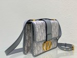 Dior 30 Montaigne - Image 2