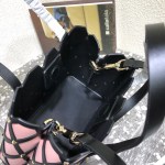 Valentino Beehive - Image 2
