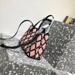 Valentino Beehive - Image 8