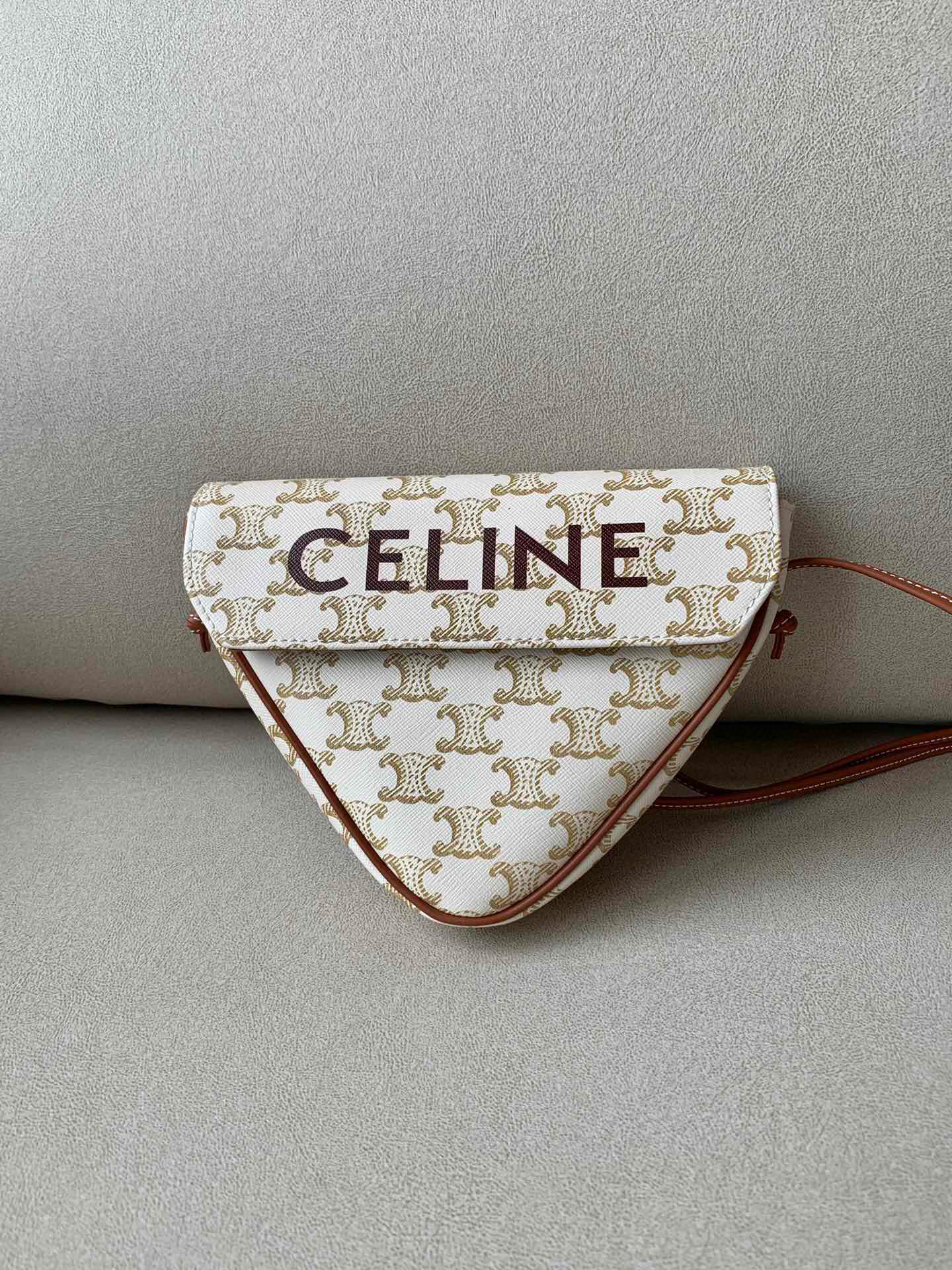 HSC-2C8EF979912D Celine The Dancing Kid - Image 1