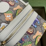 Gucci animal print multi-function bag - Image 4