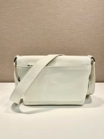 Leather bag with shoulder strap - Image 4