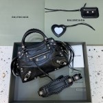 Balenciaga Neo cagole
