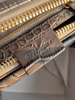 Givenchy Antigona Medium - Image 2