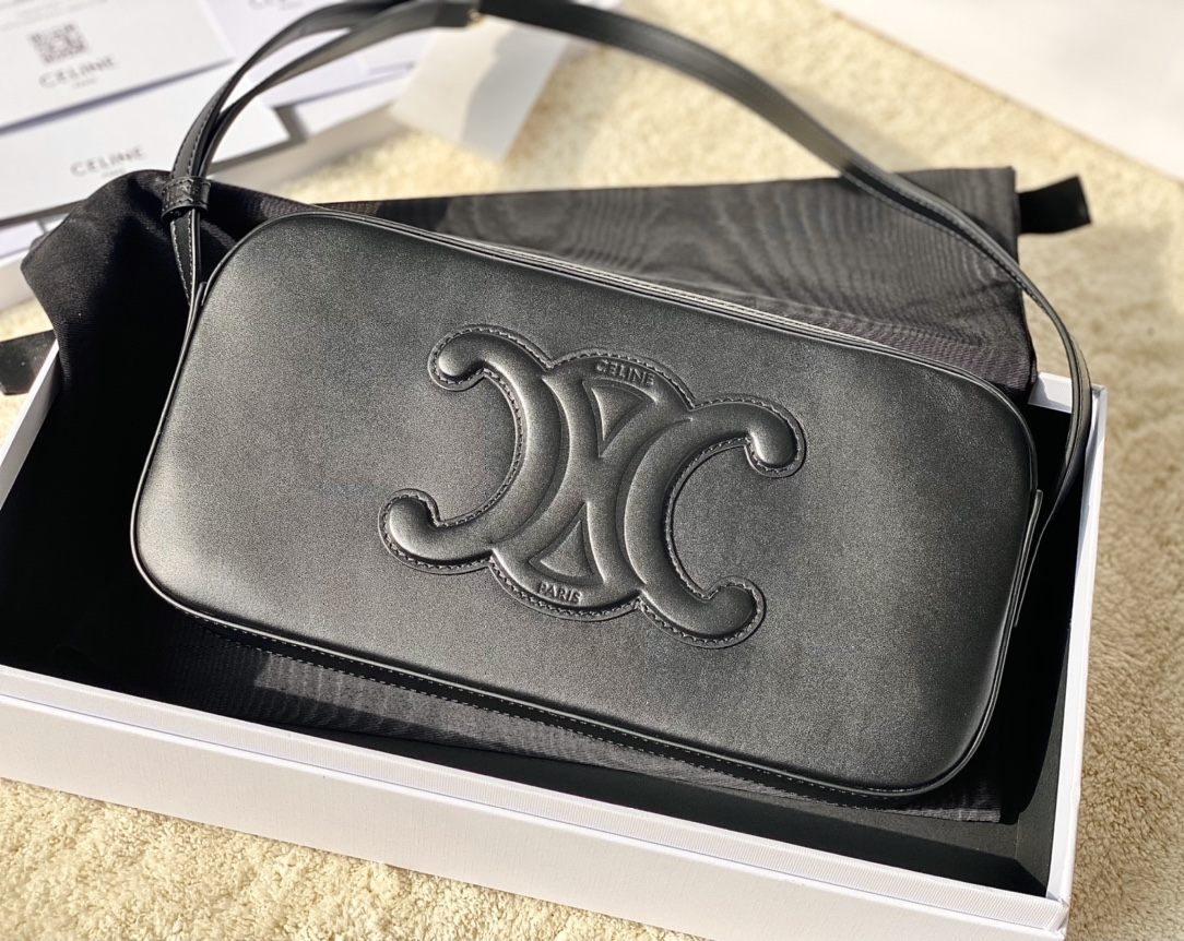 HSC-3248632FA97A CELINE CAMERA BAG - Image 1