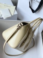 Givenchy Antigona Lock Soft - Image 3