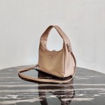 Prada Hobo - Image 9