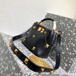 Valentino Garavani Roman Stud - Image 9