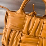 BOTTEGA VENETA BV Candy Arco Tote Bag - Image 2