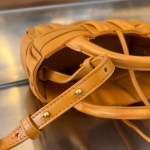 BOTTEGA VENETA BV Candy Arco Tote Bag - Image 3