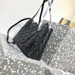 Valentino Beehive - Image 8