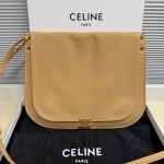 Celine SOFT TRIOMPHE BESACE