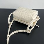 BOTTEGA VENETA Top Handle Loop - Image 6