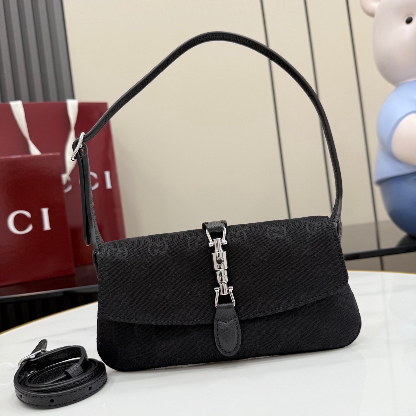 HSC-37F0D24A61F1 Gucci Jackie small shoulder bag - Image 1