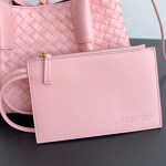 BOTTEGA VENETA Small Pinacoteca - Image 9