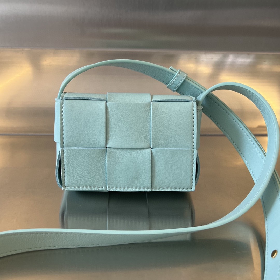 HSC-39E0F23E6CEA BOTTEGA VENETA BV Candy Cassette - Image 1