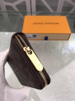 Louis Vuitton Zippy Wallet - Image 8