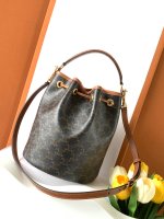 CELINE CLARA BAG IN TRIOMPHE - Image 3